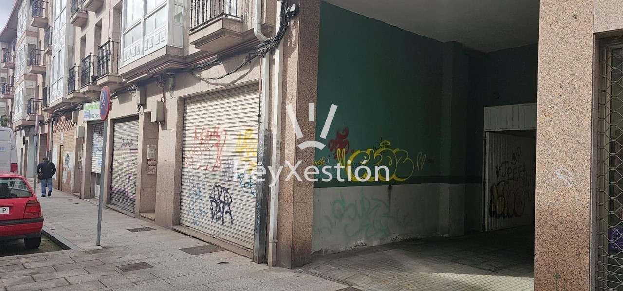 Foto 9 Local Comercial y Garaje a la Venta , si buscas emprender ser autónomo, esta es tu oportunidad 